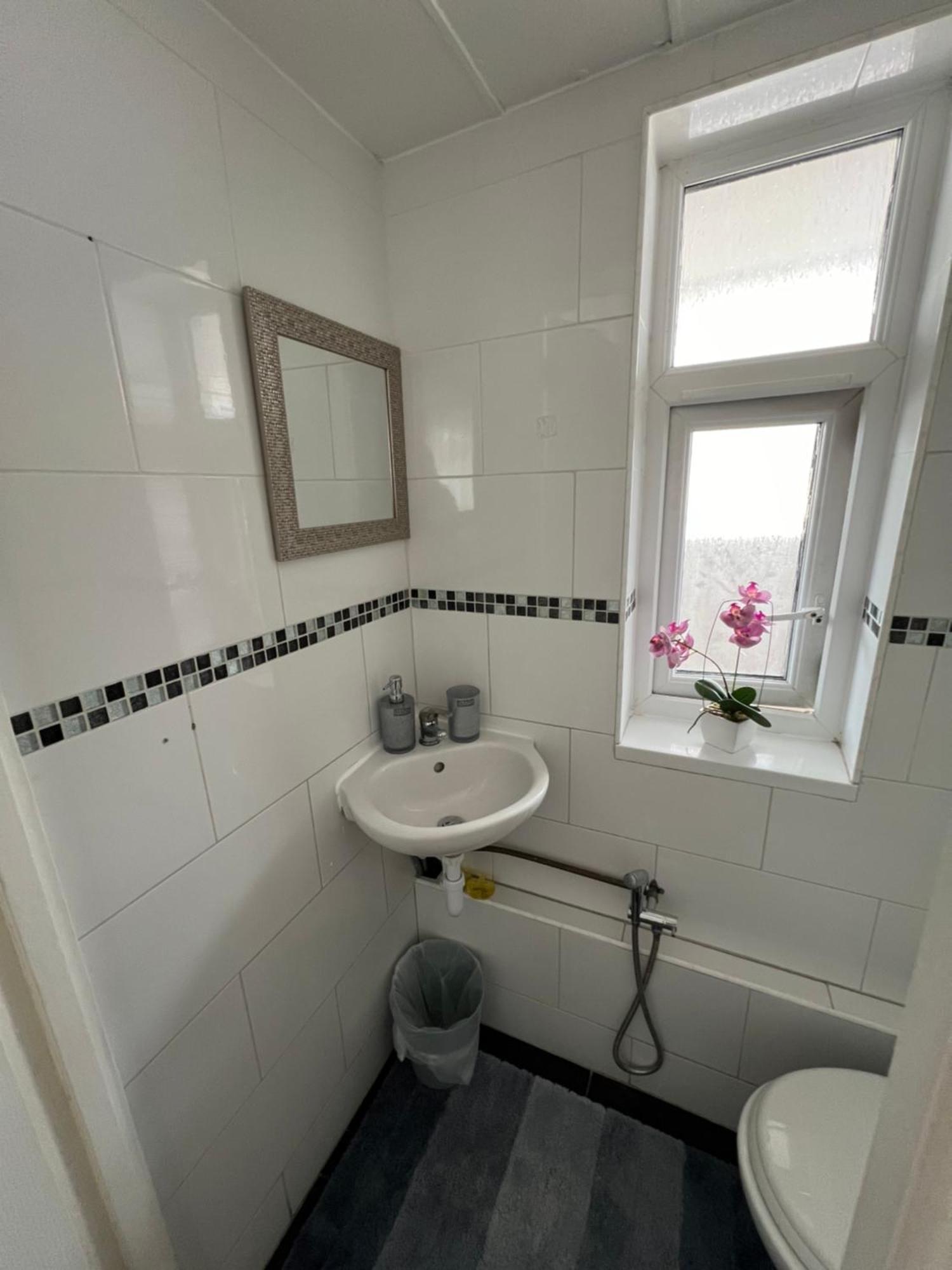 Spacious For Rent 10 Min From Tower Bridge Londen