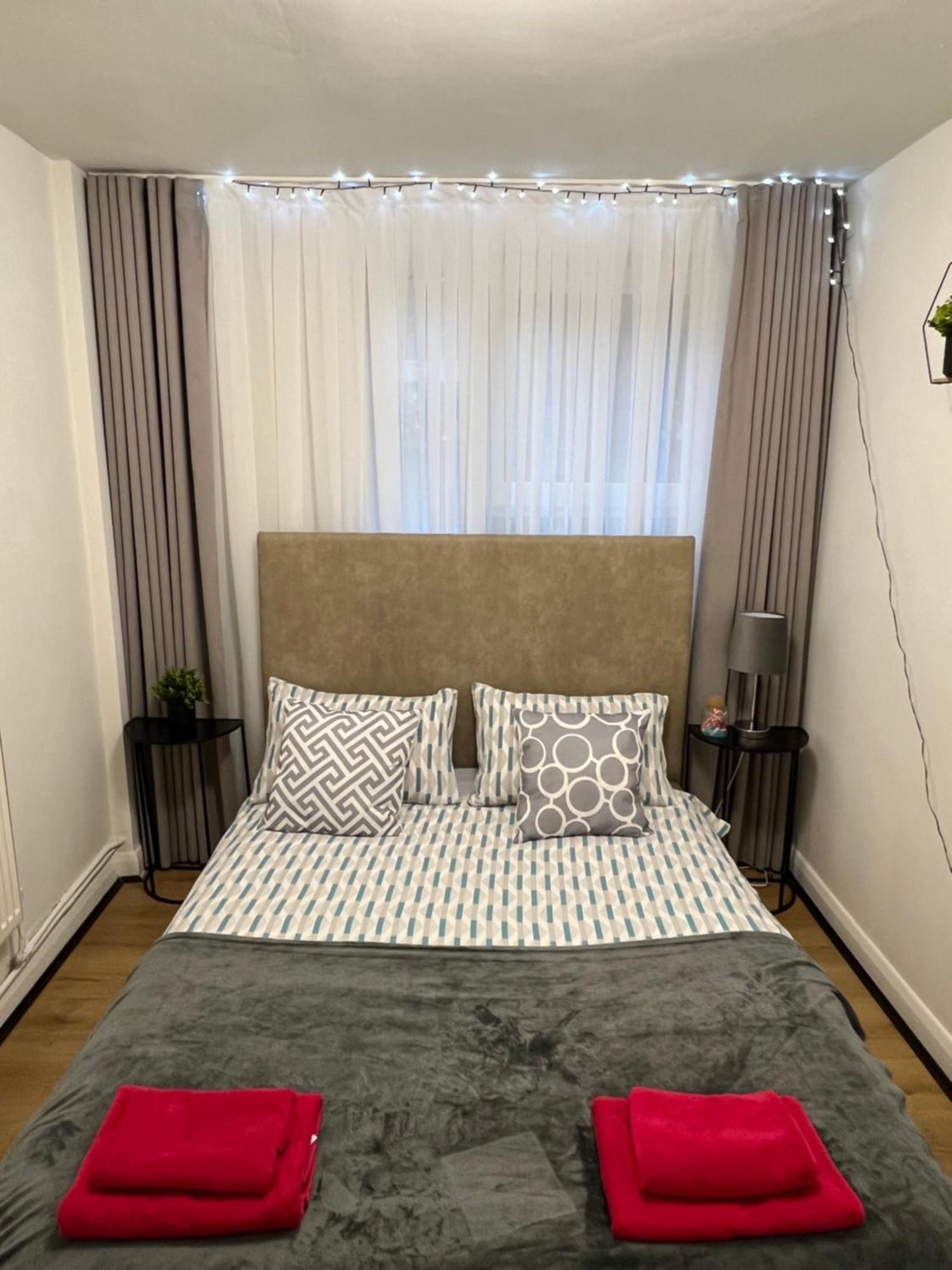 Gasthuis Spacious For Rent 10 Min From Tower Bridge Londen